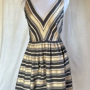 J. Crew Dress Gold and Black Striped V-Neck Strapless Sz 6 A-line, cocktail